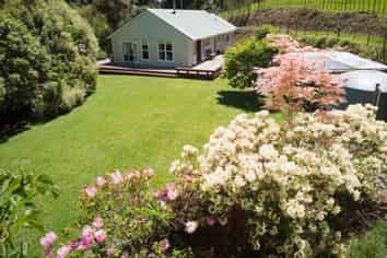 5C Janet Frame Way, WHITEMANS VALLEY