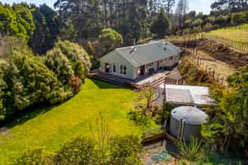 5C Janet Frame Way, WHITEMANS VALLEY