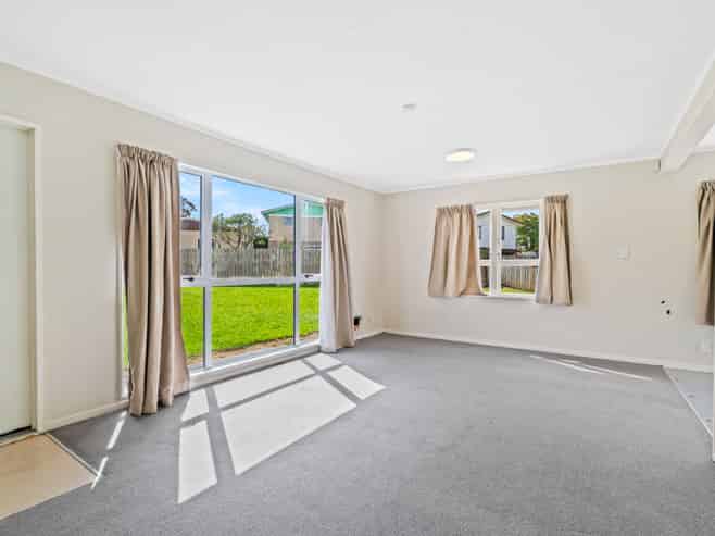 48 A + B Heretaunga Street, Tikipunga
