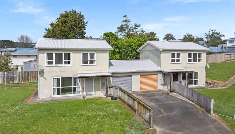 48 A + B Heretaunga Street, Tikipunga