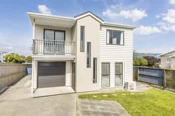13 Bay Drive, Titahi Bay