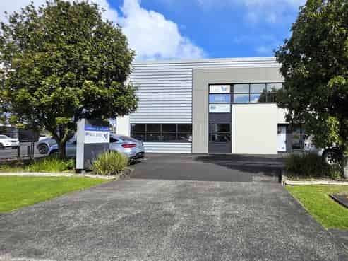 CBRE | High-Spec High Profile Henderson Option