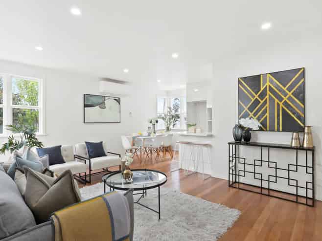 10 Maybelle Place, Kelston
