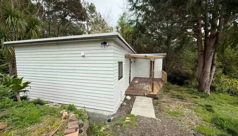 2/53 Red Hills Road, Massey