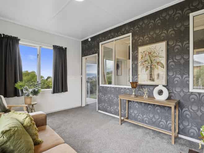 15 Puketai Street, Andersons Bay