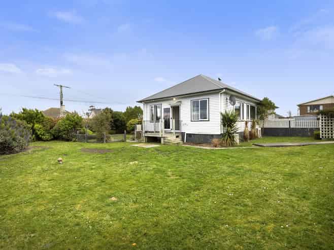 15 Puketai Street, Andersons Bay