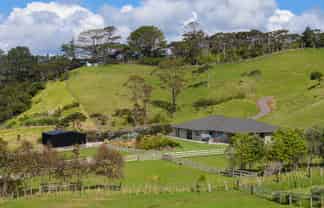 200e Valley Road, Waimauku