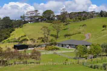 200e Valley Road, Waimauku