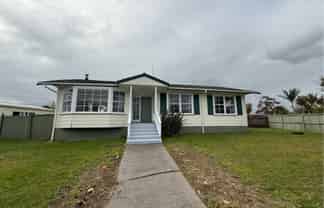 1 Fairlight Place, Manurewa