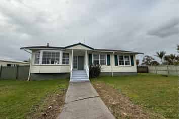 1 Fairlight Place, Manurewa