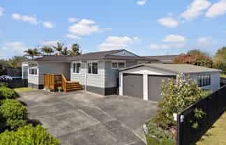 34 Allington Road, Massey