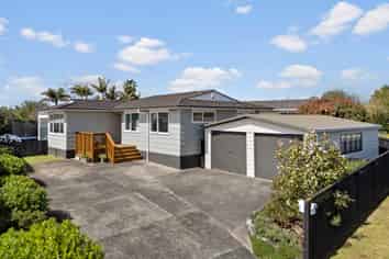 34 Allington Road, Massey