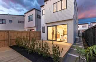 4 Greenbrier Street, Westgate