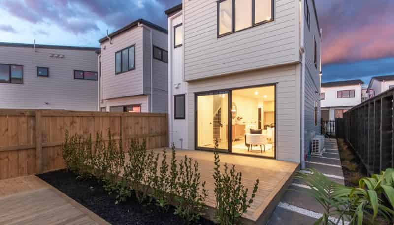 4 Greenbrier Street, Westgate