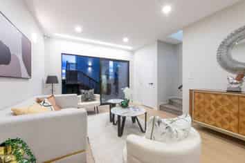 4 Greenbrier Street, Westgate
