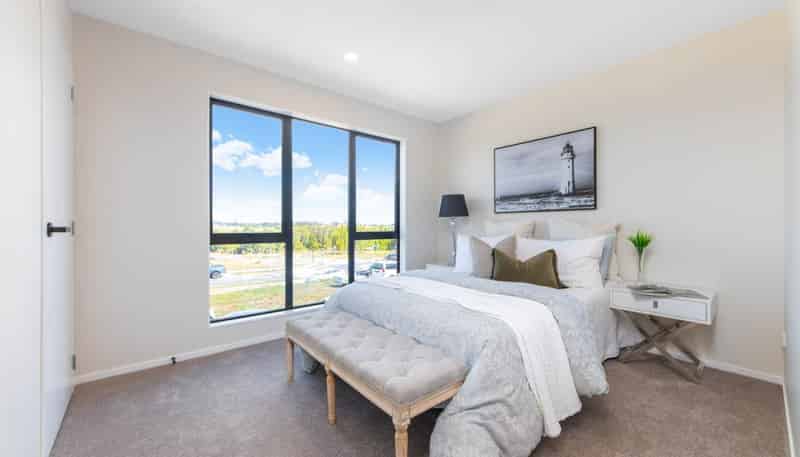 16 Greenbrier Street, Westgate
