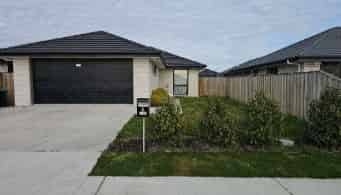6 Jasmine Street, Woodend