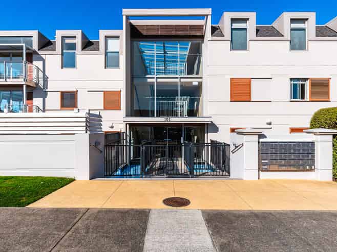 6/101 Roberts Street, Taupo