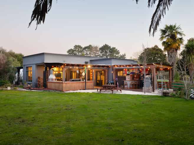 331 Athlone Drive, Cambridge