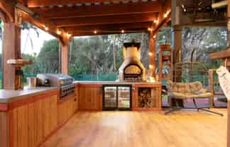 331 Athlone Drive, Cambridge