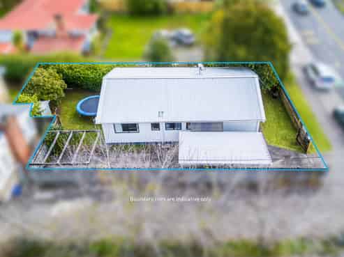 2/70 Pomaria Road, Henderson