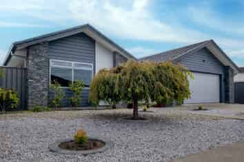 36 Pelorus Avenue, Poraiti