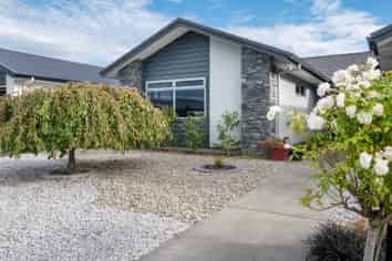 36 Pelorus Avenue, Poraiti