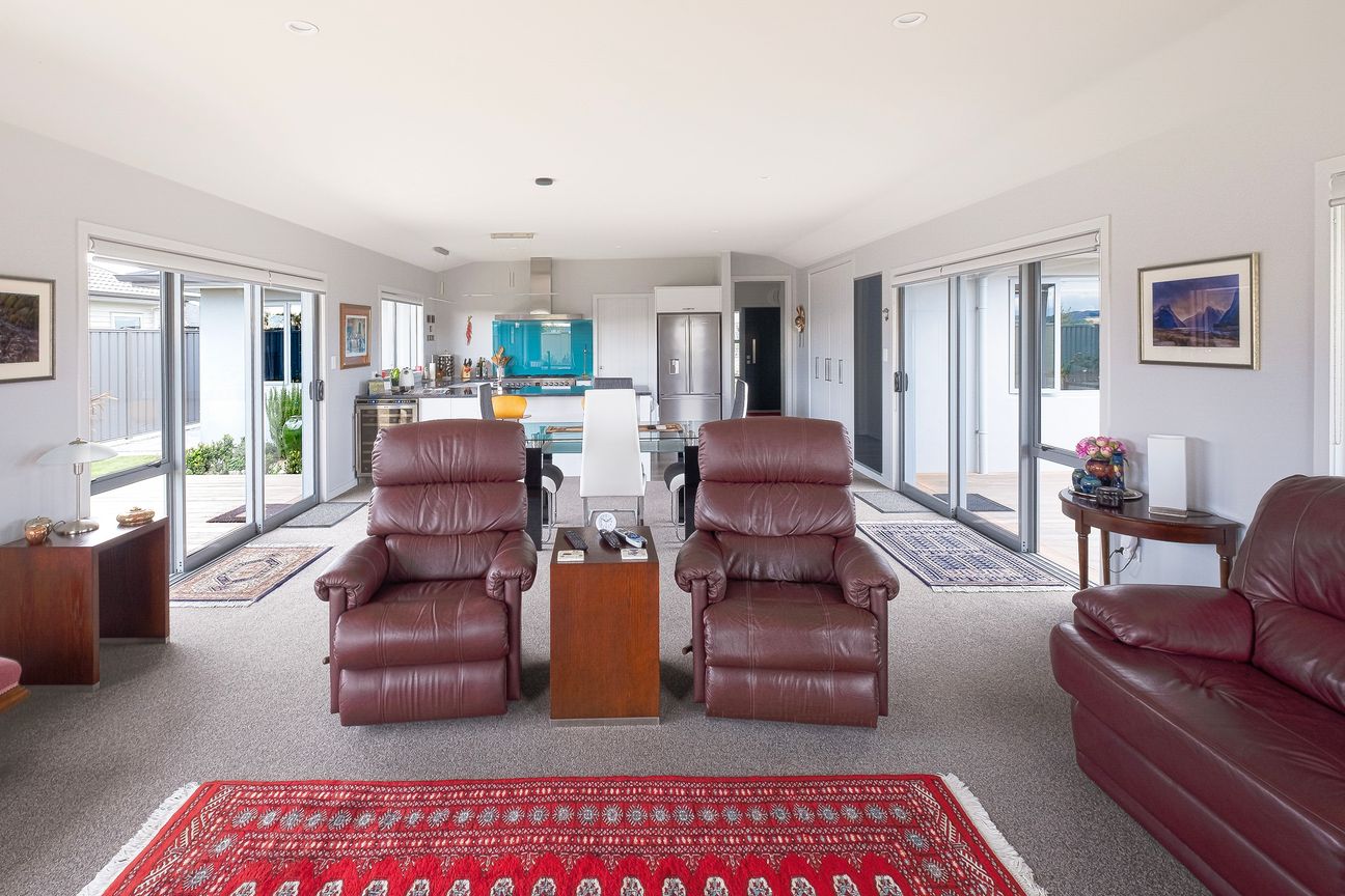 Exceptional Value - OO $1,090,000 - Vista 5
