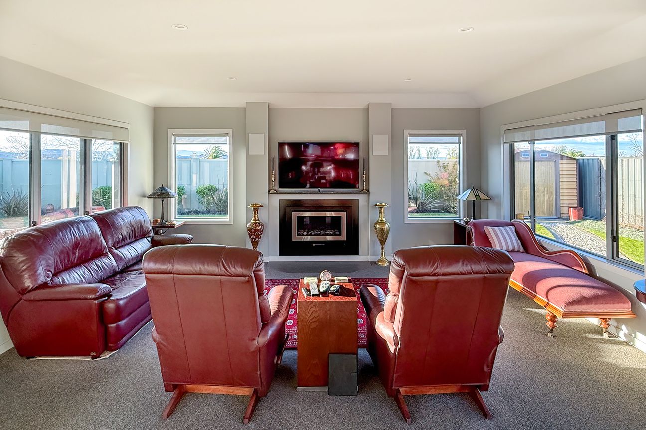 Exceptional Value - OO $1,090,000 - Vista 6