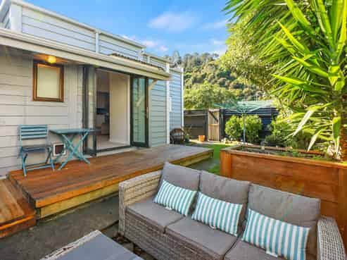 604 Cochrane Street, Thames