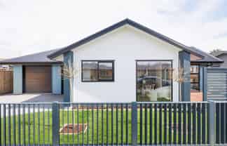 2 Albert Street, Palmerston North
