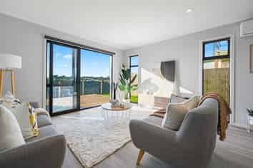 2/44 Rose Berry Crescent, Flagstaff
