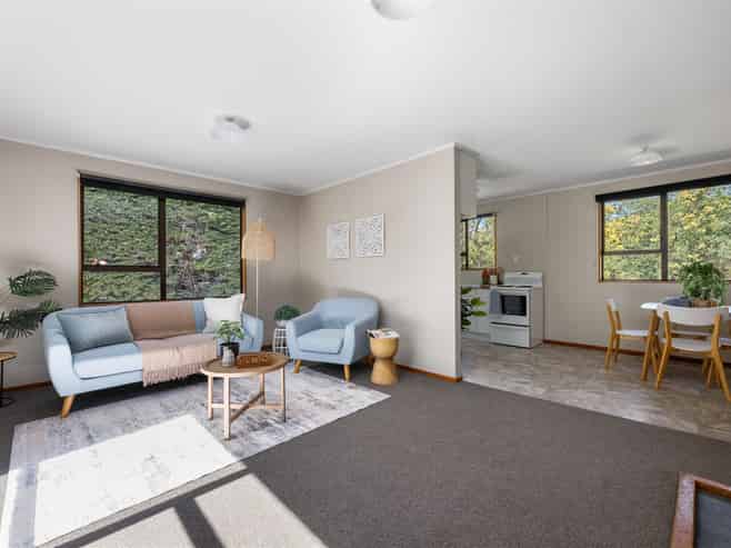 80 Hawkesbury Road, Fairhall