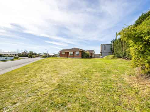 2 Haydon Place, Amberley