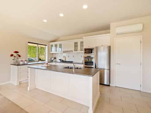 2 Haydon Place, Amberley