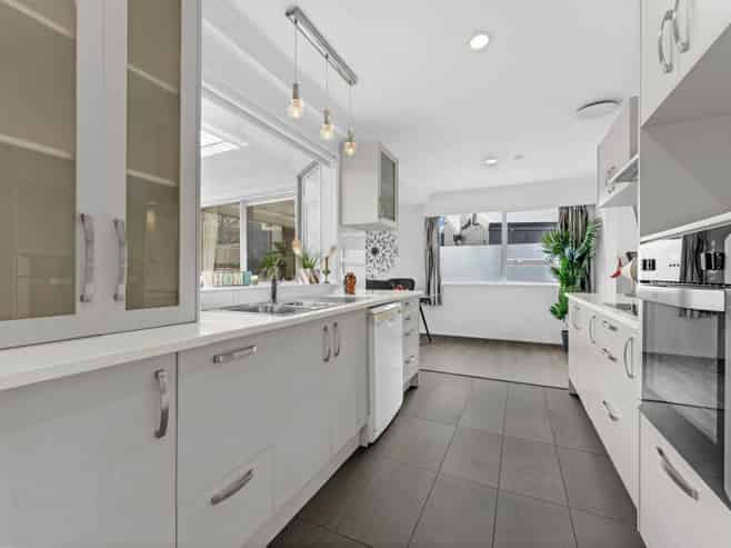 4 Bacot Place, Howick
