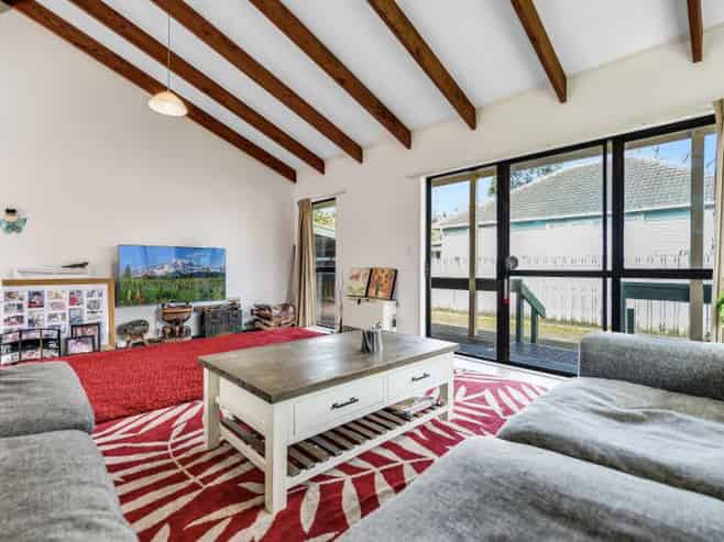 2 Cussen Street, Chartwell