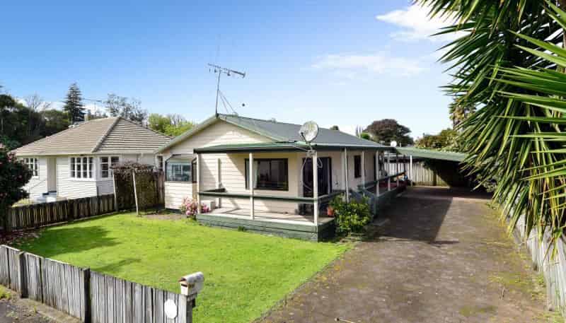 2 Cussen Street, Chartwell