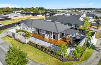 30 Raymond Grace Avenue, Huapai