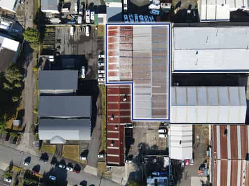Substantial Upper Hutt Warehouse 