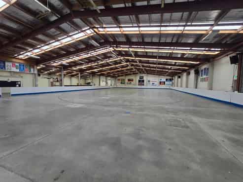 Substantial Upper Hutt Warehouse 