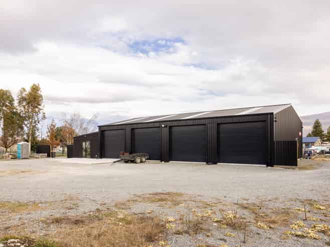 Rarely available Twizel industrial