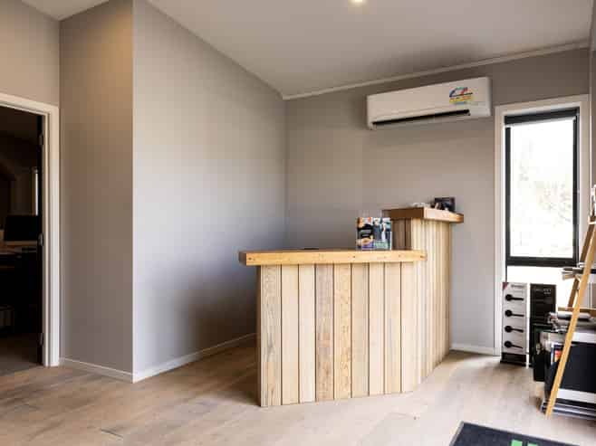 Rarely available Twizel industrial