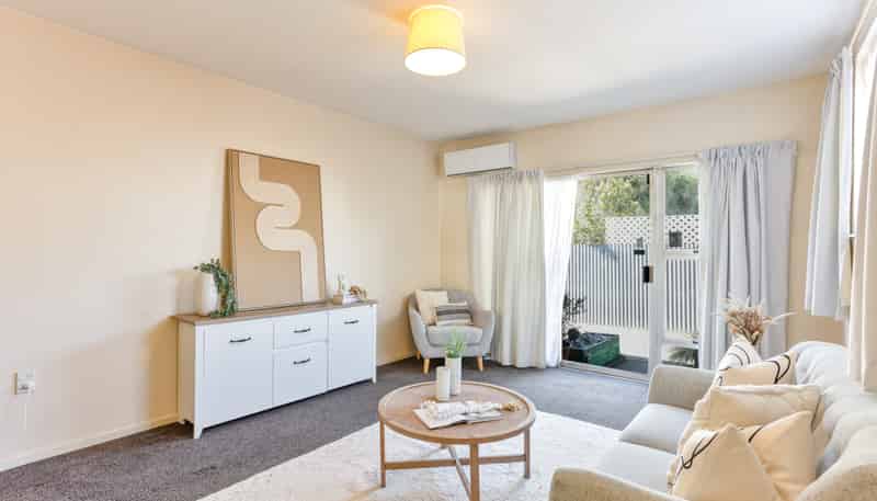 3 & 4/35 Ward Street, Addington