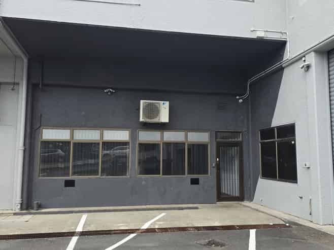 Business bunker