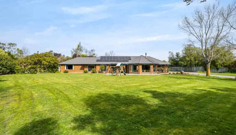 4 Cedar Place, Amberley