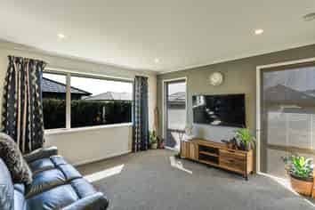 16 Whincops Road, Halswell