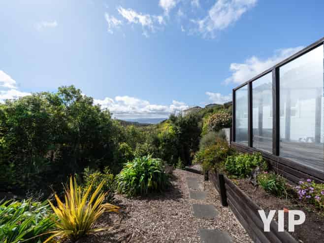 4 Fernhaven Grove, Newlands