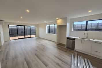 4/24 Shakespeare Road, Waltham