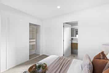 4/24 Shakespeare Road, Waltham